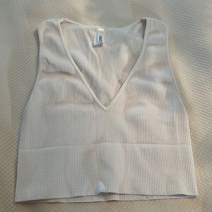 Nikibiki ribbed white cropped tank top v neck